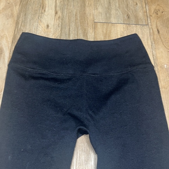 Fabletics High Waist Seamless Ribbed Black Leggings - Picture 8 of 13